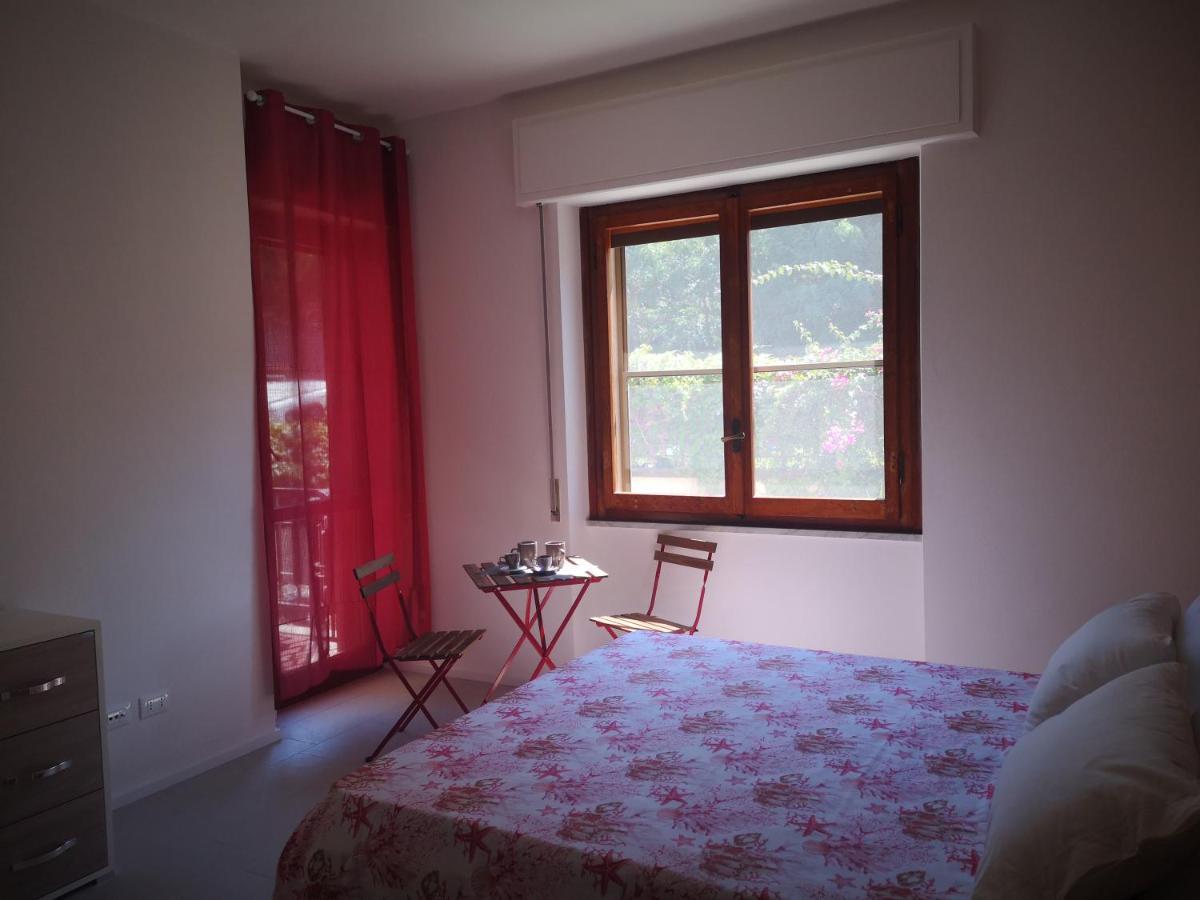 Il Giardino Di Anna - Charming Rooms In Cagliari Exterior photo