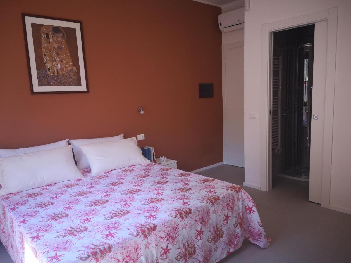 Il Giardino Di Anna - Charming Rooms In Cagliari Exterior photo